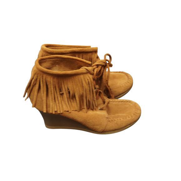 Minnetonka Tan Suede Fringe Wedge Booties Women’s 8.5 Leather Upper Moccasin - Picture 1 of 8